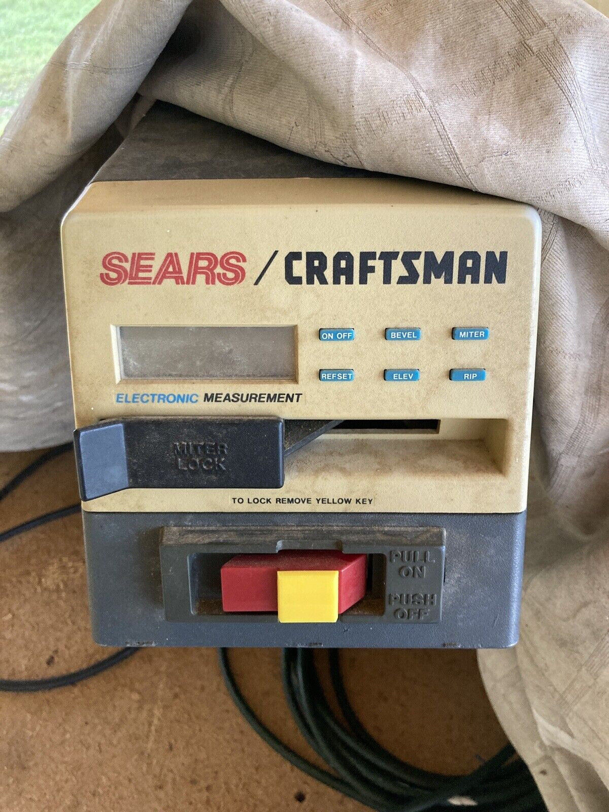 Sears Craftsman 22256 815863 9-22256 Yellow Square Switch Safety Key Set of 4