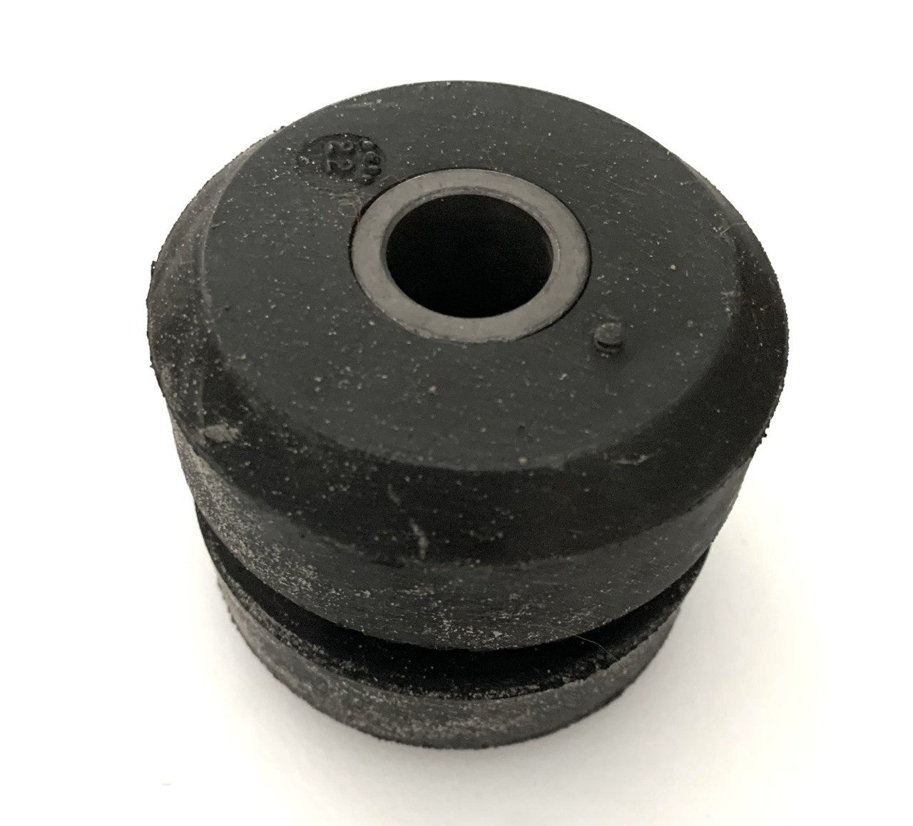 John Deere AM138252: Rear Engine Isolator